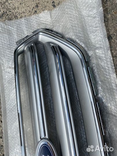 Решетка радиатора Ford Kuga 2 рестайлинг