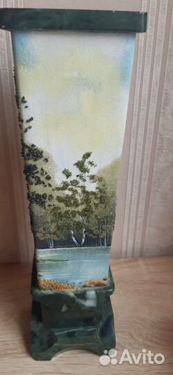 Ваза и панно из натуральных камней