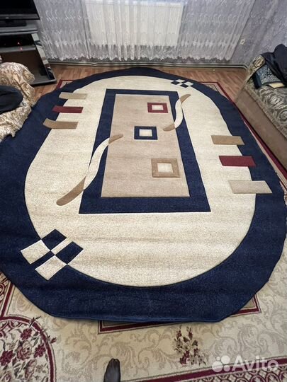 Ковры и поласы бу