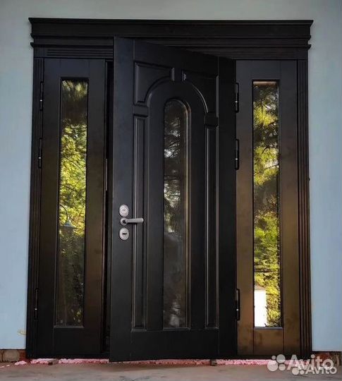 Двери входные в квартиру