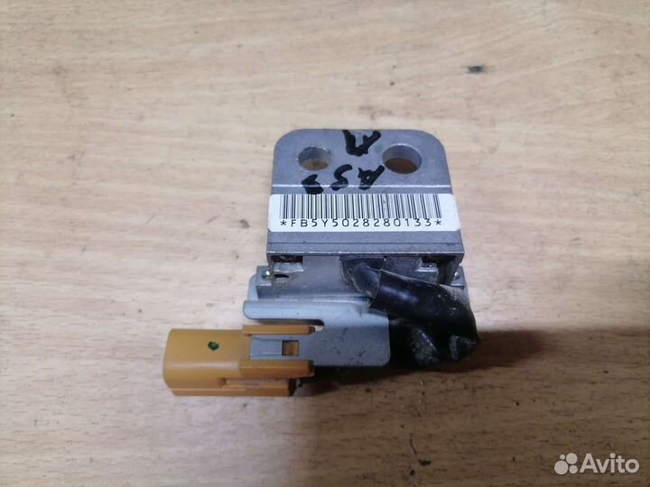 Датчики удара Nissan Maxima A33