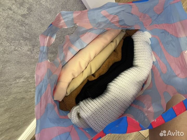 Пакет женских вещей 42 р