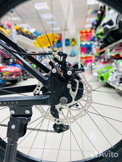 Велосипед горный 27.5 новый