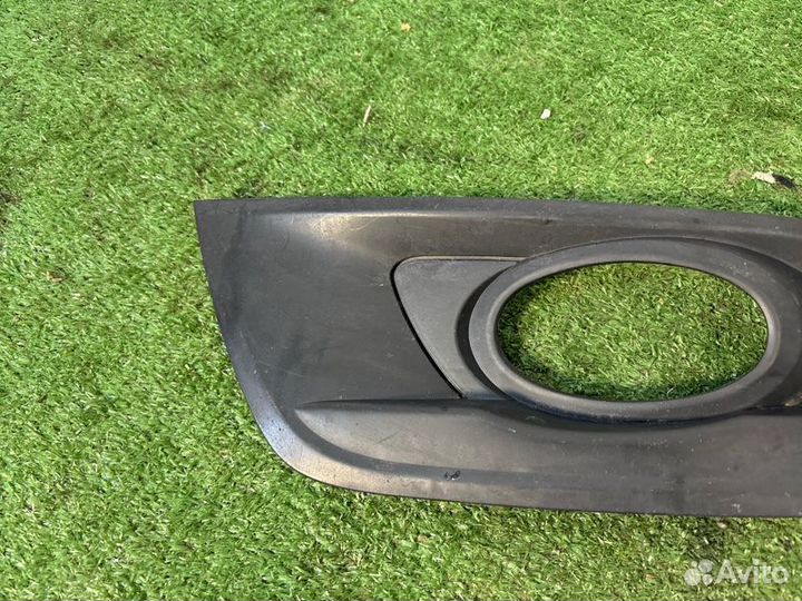 Накладка птф правая Mazda 3 хетчбек Z6 2008