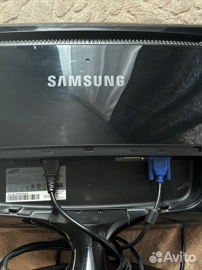 Монитор samsung