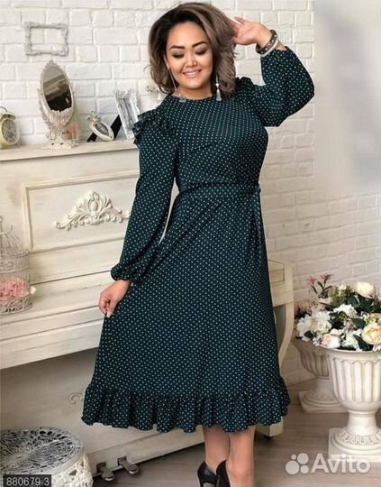 Красивое платье в горошек
