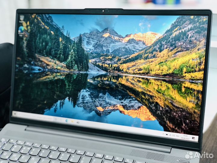 Мощный Lenovo 15,6/IPS/FHD/I5-1035G1/SSD/Гарантия