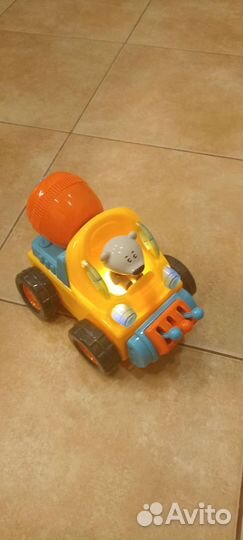 Детская машинка развивающая