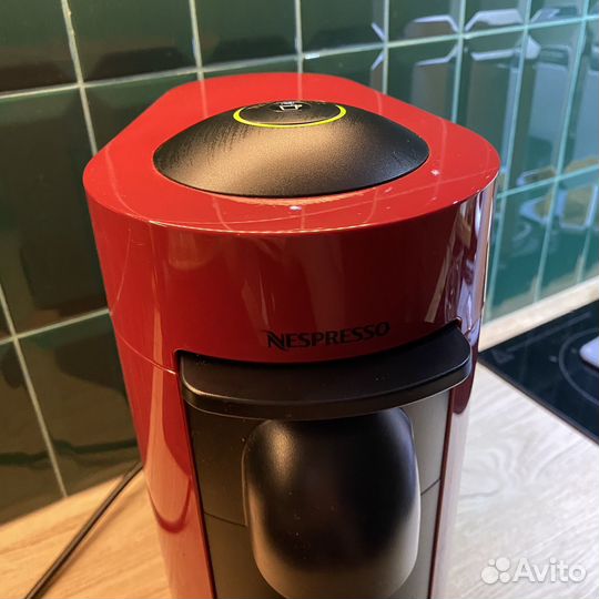 Капсульная кофемашина Vertuo Plus