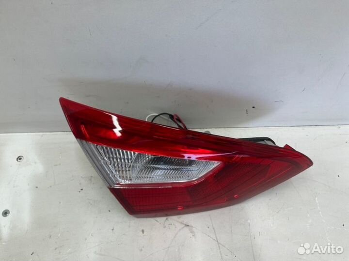 Фонарь внутренний задний левый Ford Focus 3