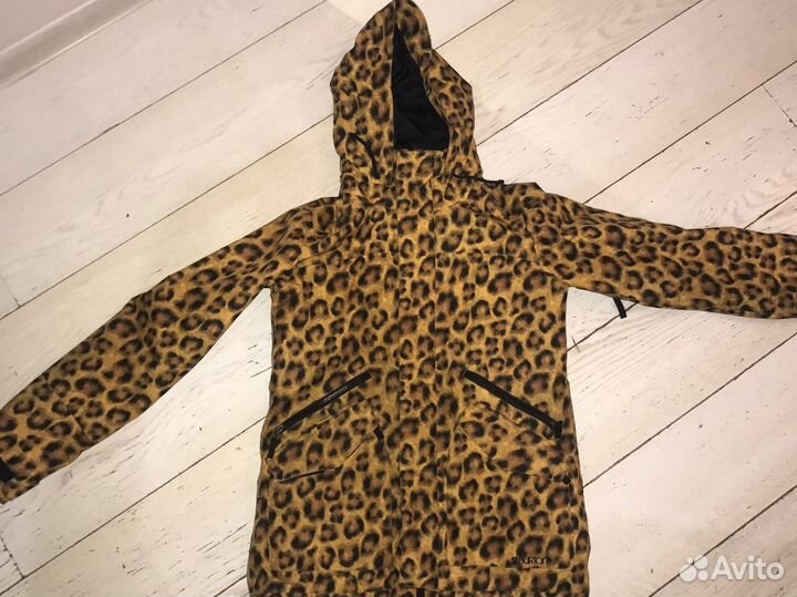 Женская горнолыжная куртка