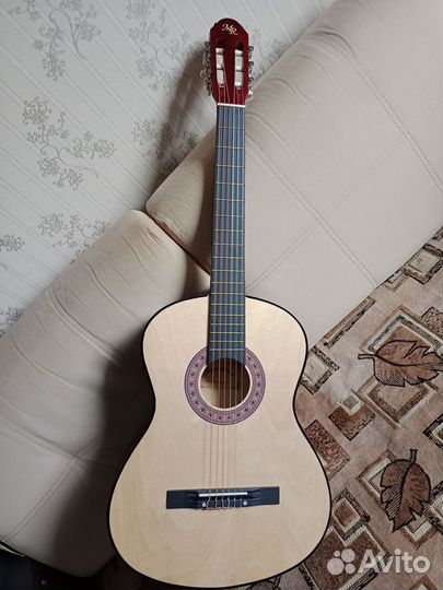 Классическая гитара martin romas