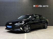 Hyundai Elantra 1.6 AT, 2022, 5 005 км, с пробегом, цена 2 068 000 руб.