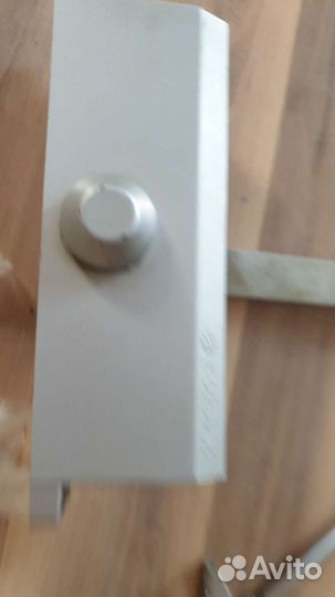 Доводчик дверной