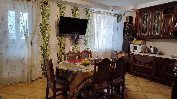 3-к. квартира, 115,2 м², 13/14 эт.