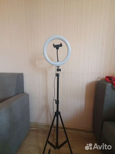 Кольцевая лампа для селфи