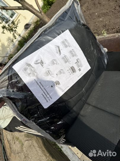 Автомобильные чехлы из экокожи