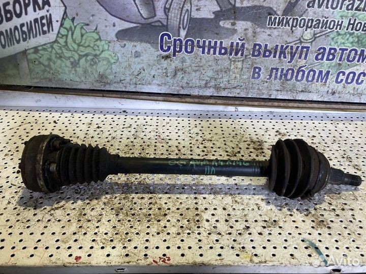 Привод передний левый Skoda Octavia Tour (A4)