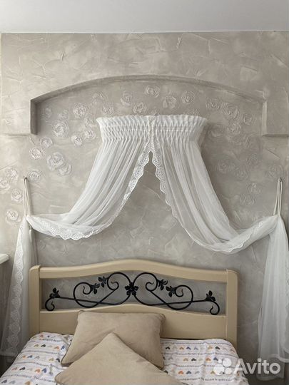 Балдахин настенный