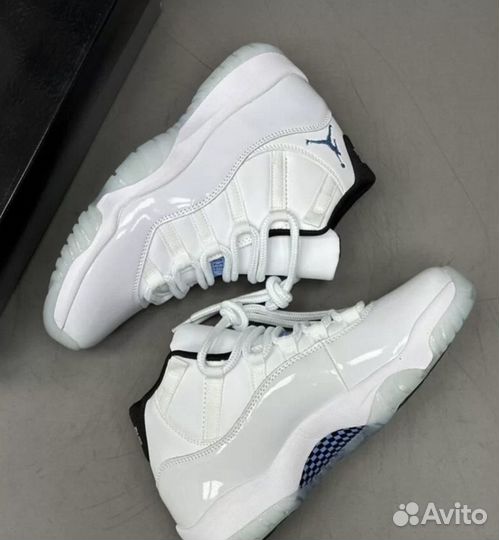 Кроссовки Nike Air Jordan 11