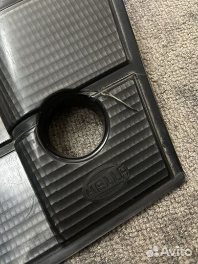 Бленда hella black