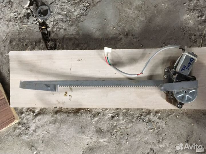 Стеклоподъемник электрический передний ZAZ Chance