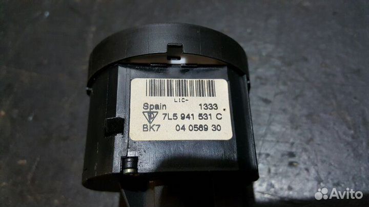 Переключатель света фар Porsche Cayenne 955 M48.50