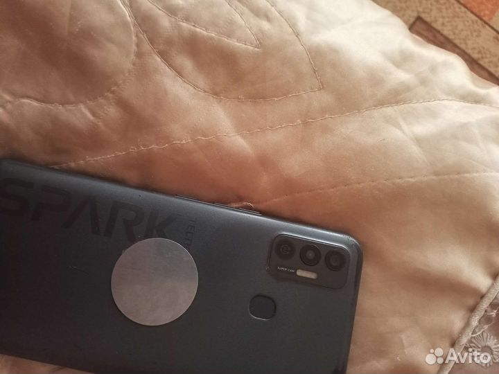 Телефон Techno spark 7 32/2 гб