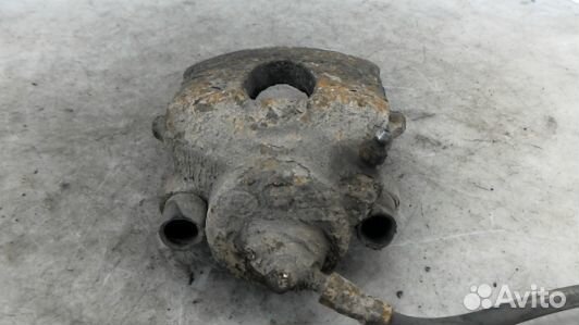 Суппорт тормозной передний правый seat leon 2 (83G