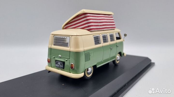 Модель Volkswagen T1 Camping Bus