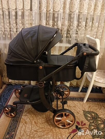 Коляска LuxMom (2 в 1)