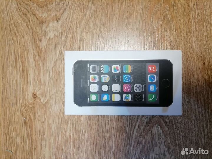 Коробка от iPhone 5s