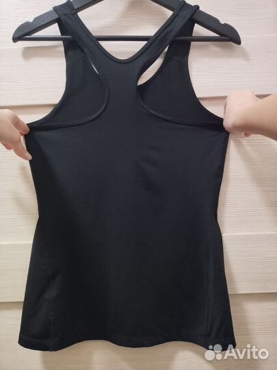 Спортивная майка Nike женская