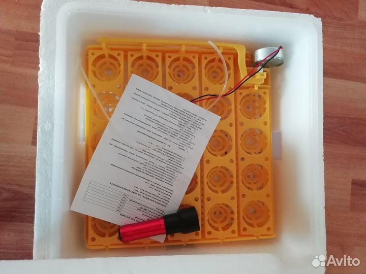Инкубатор 24 яйца в аренду