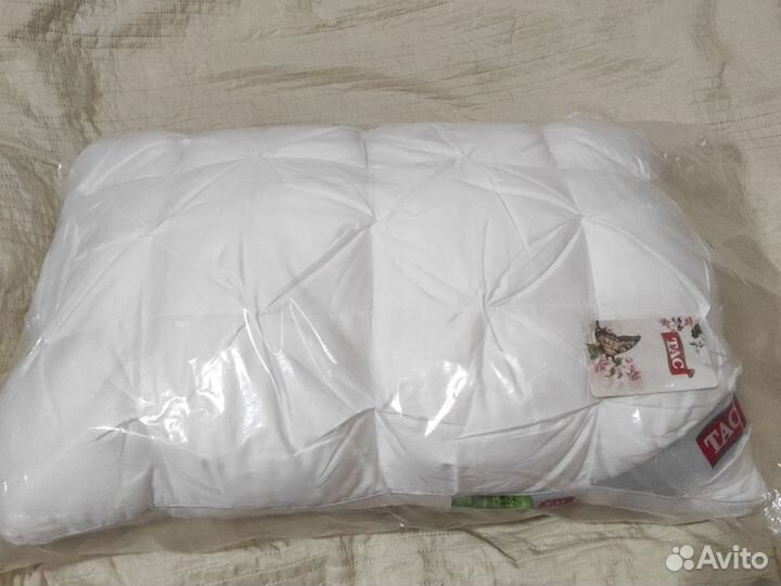 Подушки Тас новые