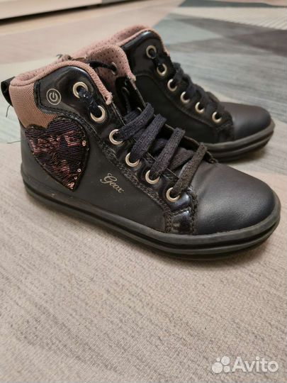 Ботинки для девочки Geox