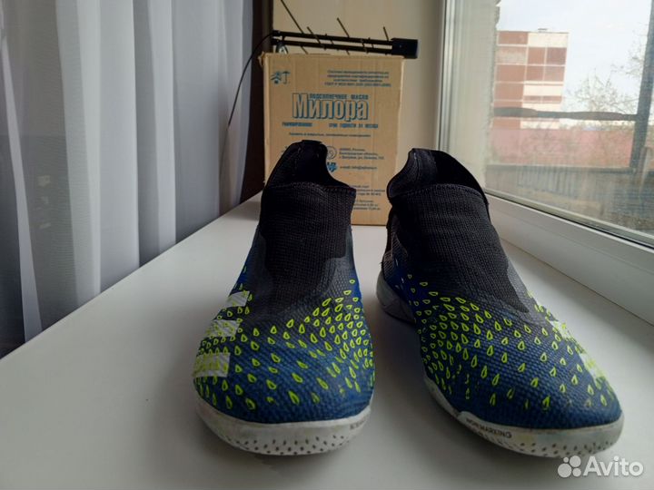 Футзалки Adidas predator