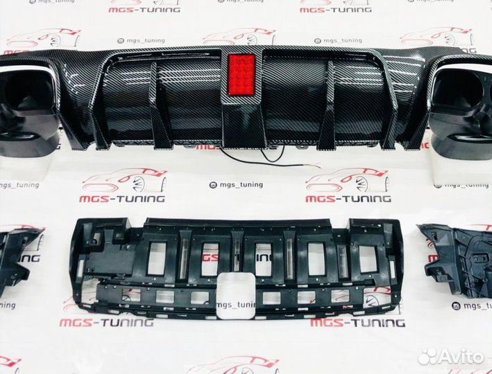 Диффузор с насадками B Под карбон E-Class 213