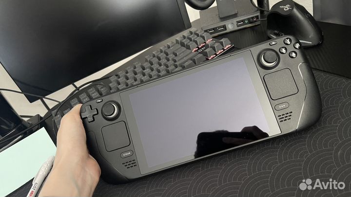 Игровая приставка Valve Steam Deck 64 гб
