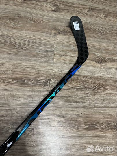 Клюшки хоккейные bauer