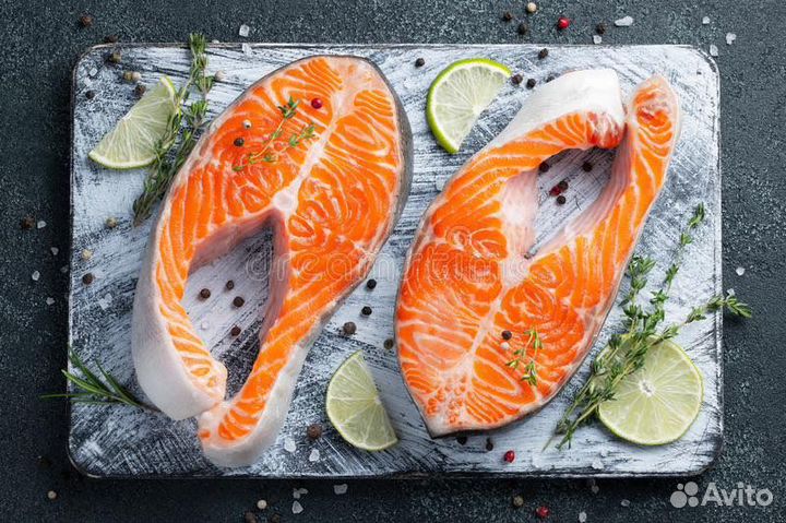 Стейки семги. Из крупного лосося