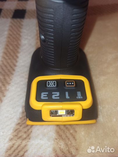 Аккумуляторный гайковёрт Dewalt DCF892(Оригинал)