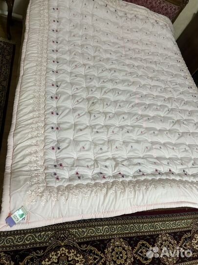 Одеяло синтепоновое