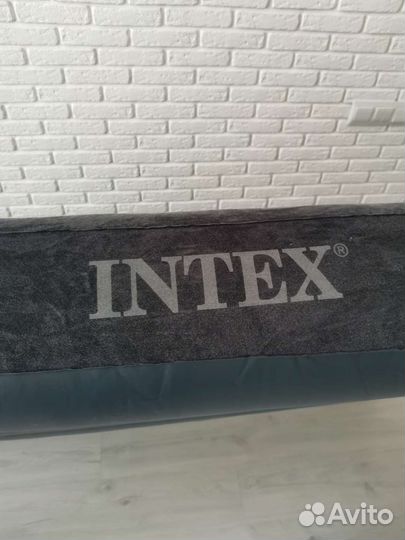 Надувные матрасы-кровати intex