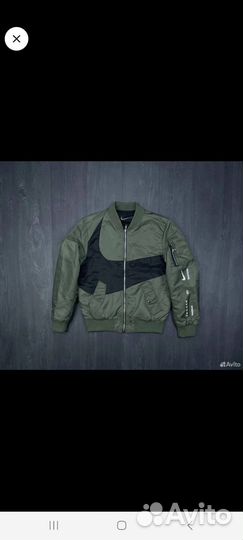 Бомбер nike двустронний