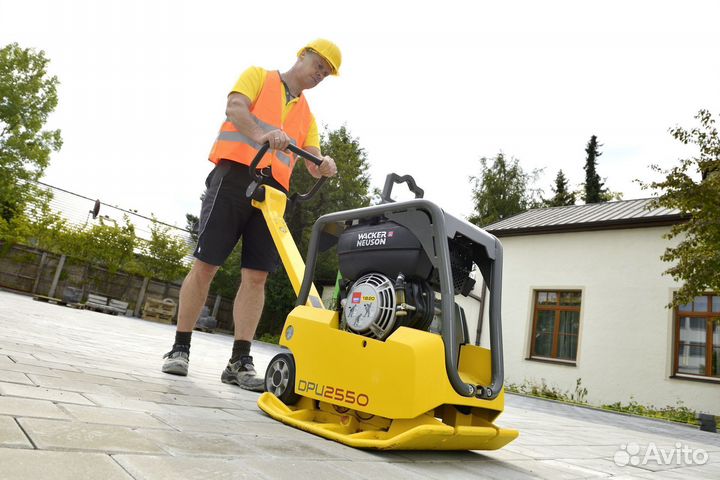 Виброплита реверсивная Wacker Neuson DPU 2550H