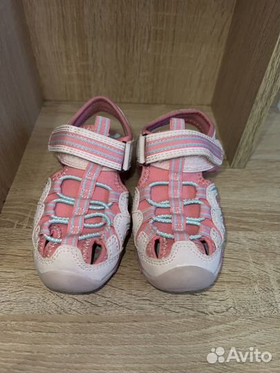 Обувь детская 22 23 25 размер