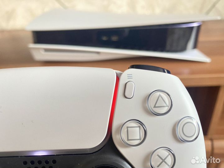 Ps5 новая (пройдена одна игра )