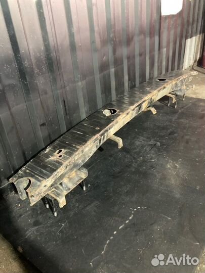 Усилитель бампера передний Land Rover Range Rover