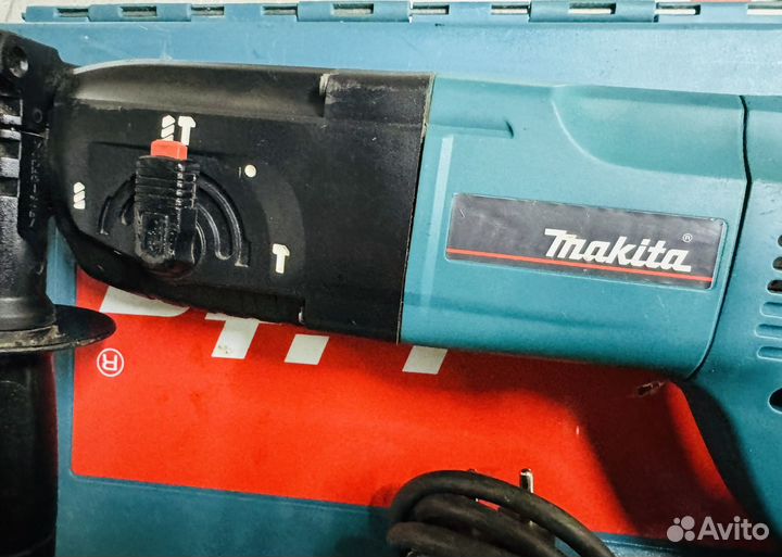 Перфоратор Makita HR2455